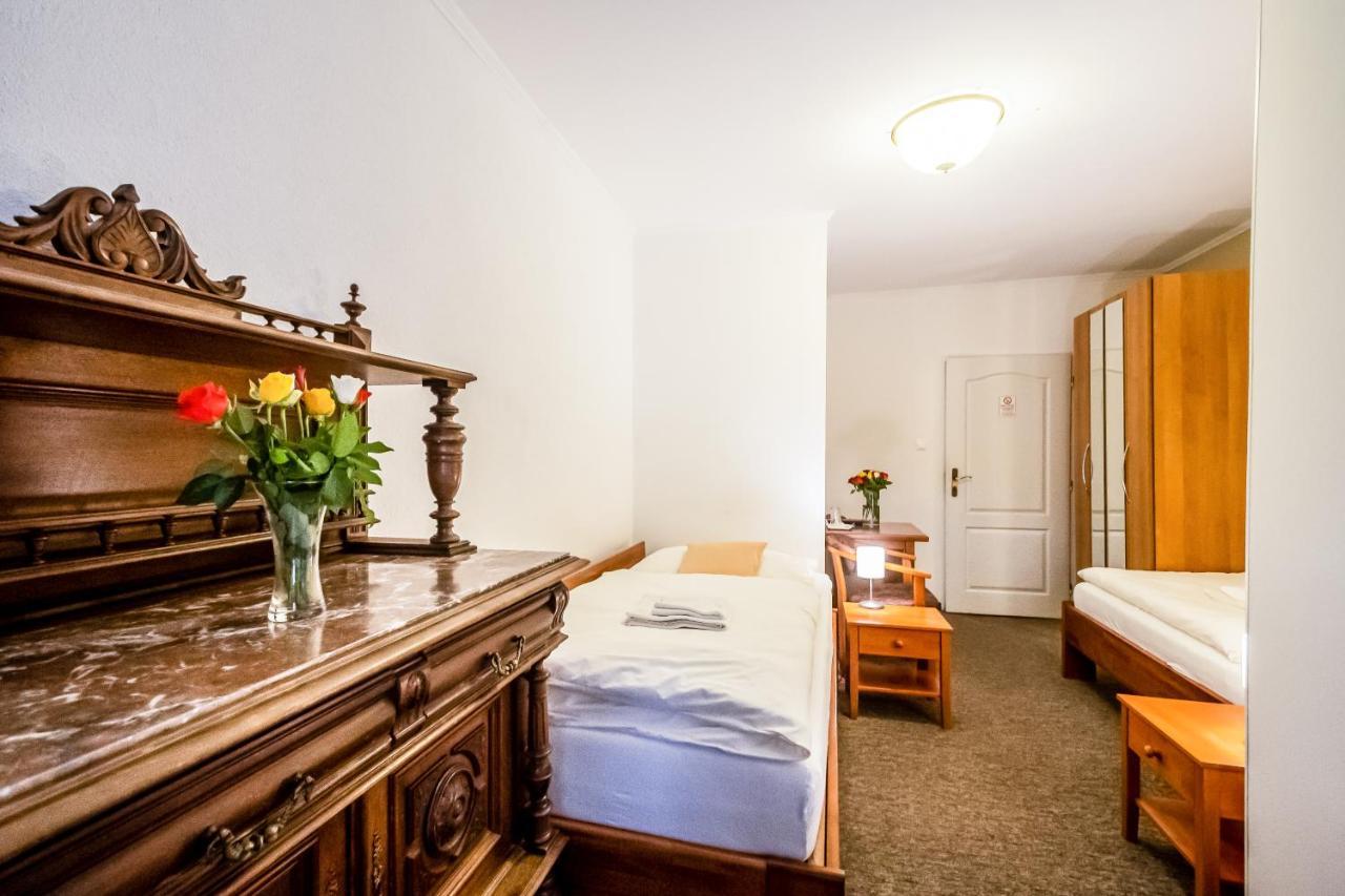 Hotel Squash Centrum Prievidza Buitenkant foto